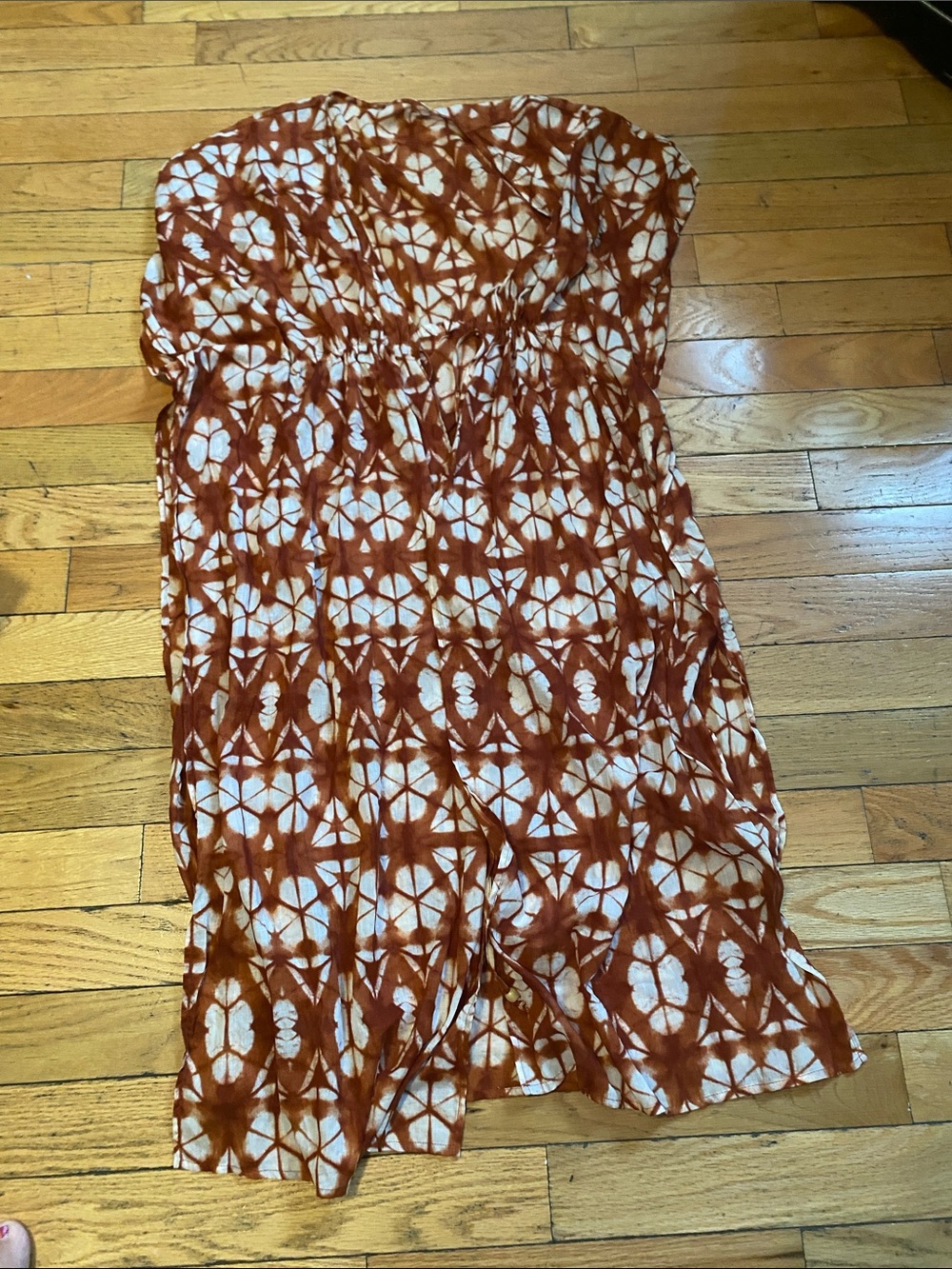 Strapless Tie-Dye Maxi Dress in Rust and White
